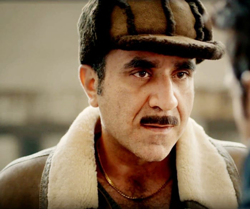 مهدی حسینی نیا در حال اجرا مهدی حسینی نیا در حال اجرا